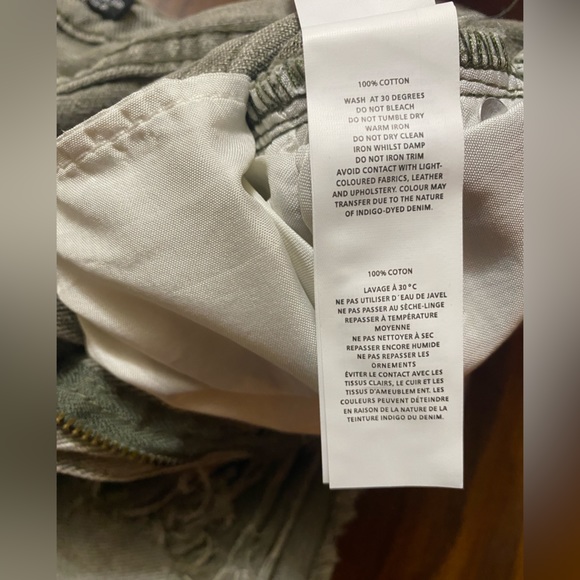 BooHoo MIDI Shorts - Picture 4 of 4